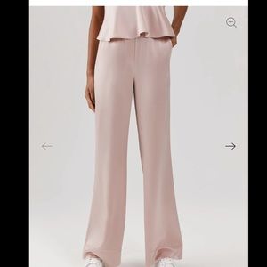 NWT Something Navy Chloe Silky Trousers